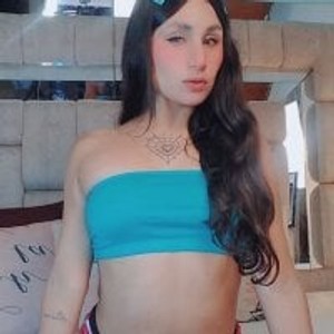 gonewildcams.com Seraphine_Kira livesex profile in latex cams