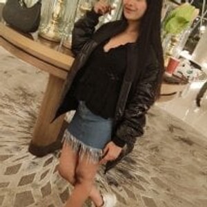 onaircams.com yourNaina livesex profile in bigass cams