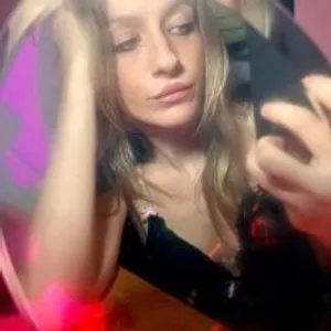 Lucyslilpudding from stripchat