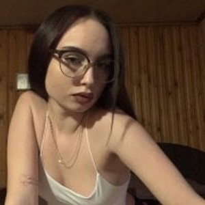 netcams24.com Monika-Lee livesex profile in goth cams