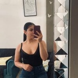 Cam Girl lauracardona18