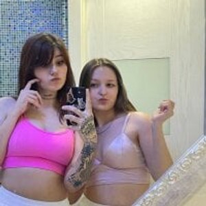 elivecams.com LorettaBierlly livesex profile in lesbian cams