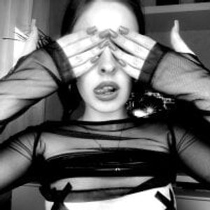 stripchat MollyBer webcam profile pic via sexcityguide.com