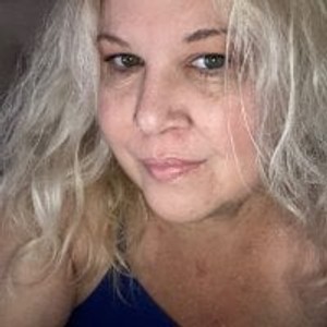 MandyandMore webcam profile - American