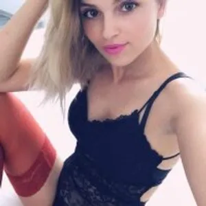 Kinky_Alice1 from stripchat