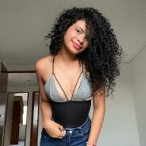 stripchat Rihanna_fentyy Live Webcam Featured On sleekcams.com