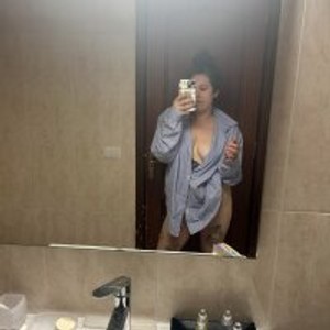 livesex.fan Rosiee69_ livesex profile in tits cams