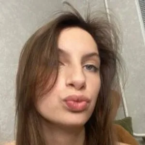 MelissaKuni from stripchat