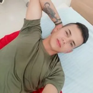 pablolatinhott from stripchat