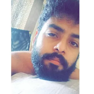 Bearded_guy from stripchat