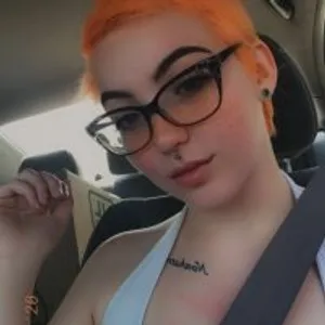 liiilbaby19 from stripchat