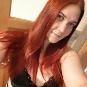 Feurige_Julia from stripchat