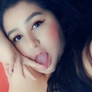 Camgirl is actually offline