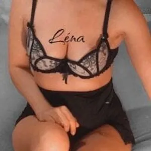 Lena-Fox from stripchat