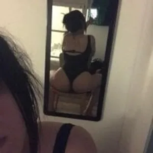 honey_bitchh from stripchat