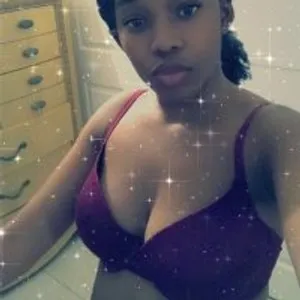 Princessemia from stripchat