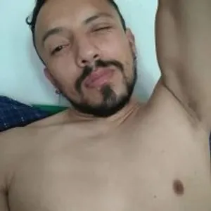 latino_caliente from stripchat