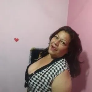 mature_lady_7 from stripchat