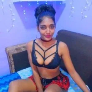 FOXYINDIAN69 from stripchat