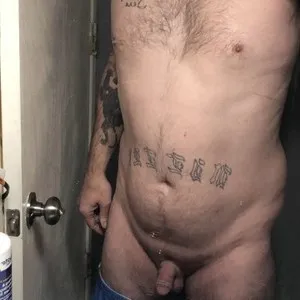 Lildick76@xh from stripchat