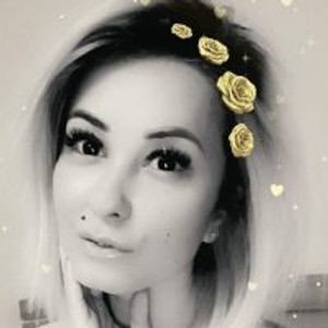 LollyPink's profile picture