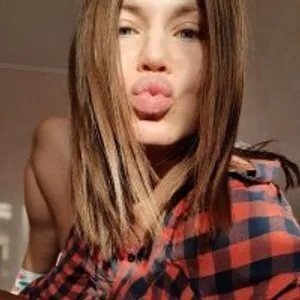 AlinaLess from stripchat