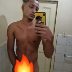 Saul_Sweetboy1 from stripchat