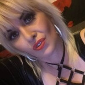 webcam-sexe.net HotEveline livesex profile in mature cams