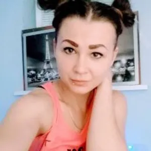 Carolushababy from stripchat