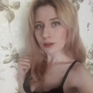 Happy_Blonde from stripchat