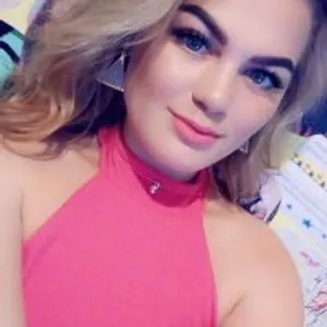 CharmingBlonde007 from stripchat