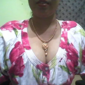 sanjana5888 from stripchat