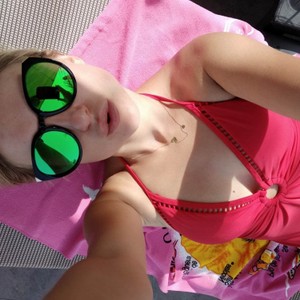 clara_blonde's profile picture