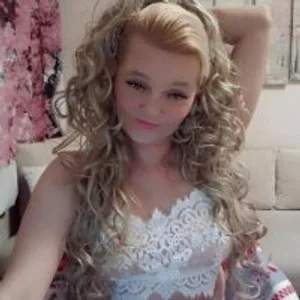 ChristiRoselove from stripchat