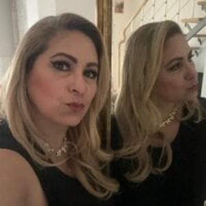 webcam-sexe.net x_elena_x livesex profile in mature cams