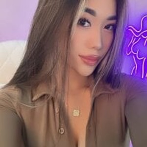 Camgirl is actually offline