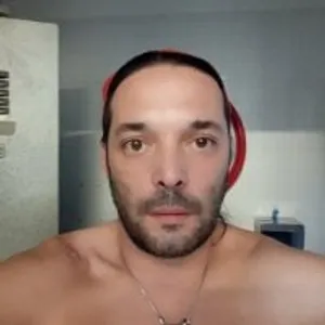 lucadamiano from stripchat