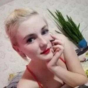 Veronica__18 from stripchat