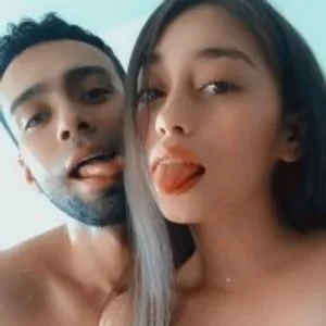 april_and_logan from stripchat