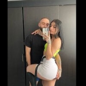 coupleslivesex.com the_lucky_men__ livesex profile in fuck cams