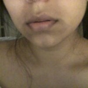 onaircams.com Aestheticsgirl livesex profile in mom cams