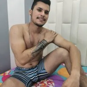 Calvin_hotLatin from stripchat