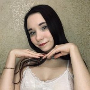 Camgirl is actually offline