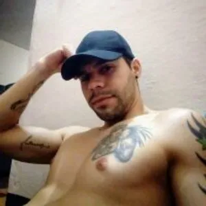 cristian_cam01 from stripchat