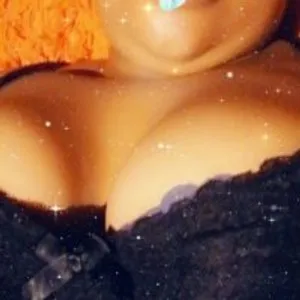 GorgeousNubianQueen from stripchat