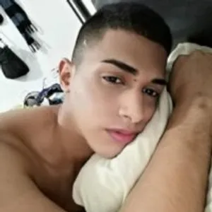 rickyandron from stripchat