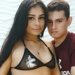 zoe_and_luis from stripchat