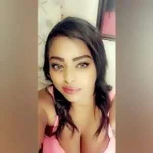 indianhottie02 from stripchat