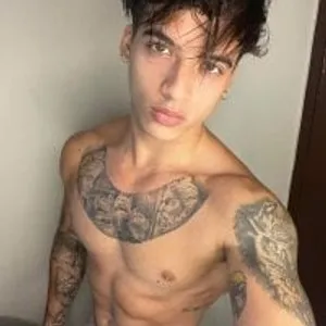 tylerthomson_ from stripchat