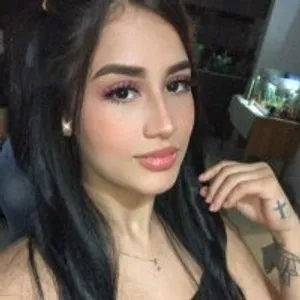 IsaaCute from stripchat